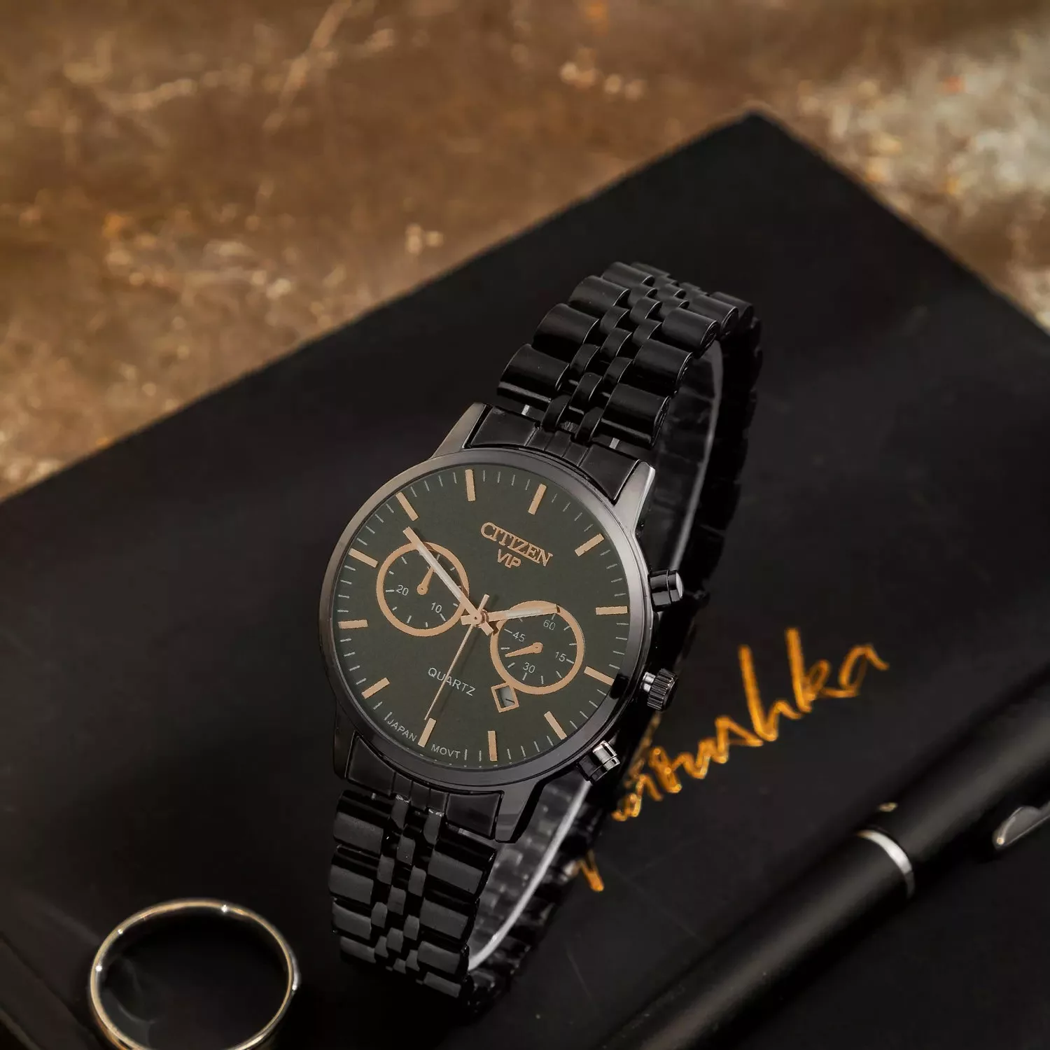 ساعت مچی عقربه‌ای مردانه کوارتز مدل کرنوگراف کد vip1