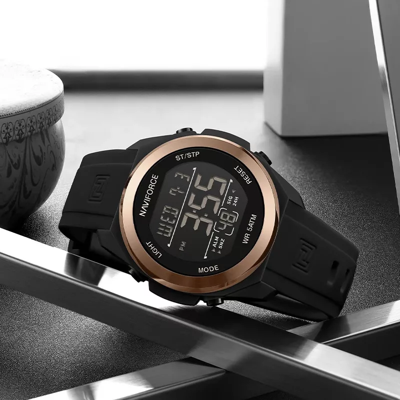 ساعت مچی دیجیتال نیوی فورس مدل NF7111