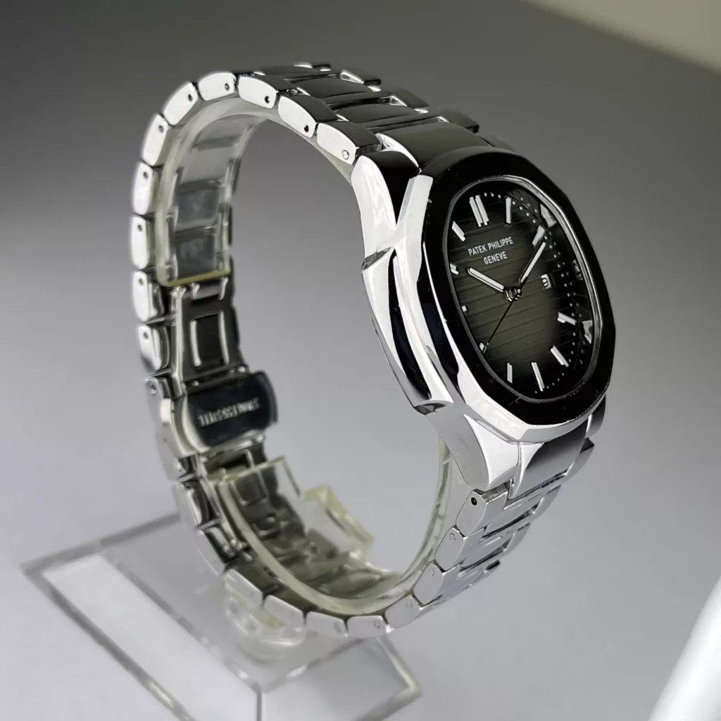 ساعت مچی عقربه‌ای مردانه کوارتز مدل پتک فیلیپ ناتیلوس 586899NG03