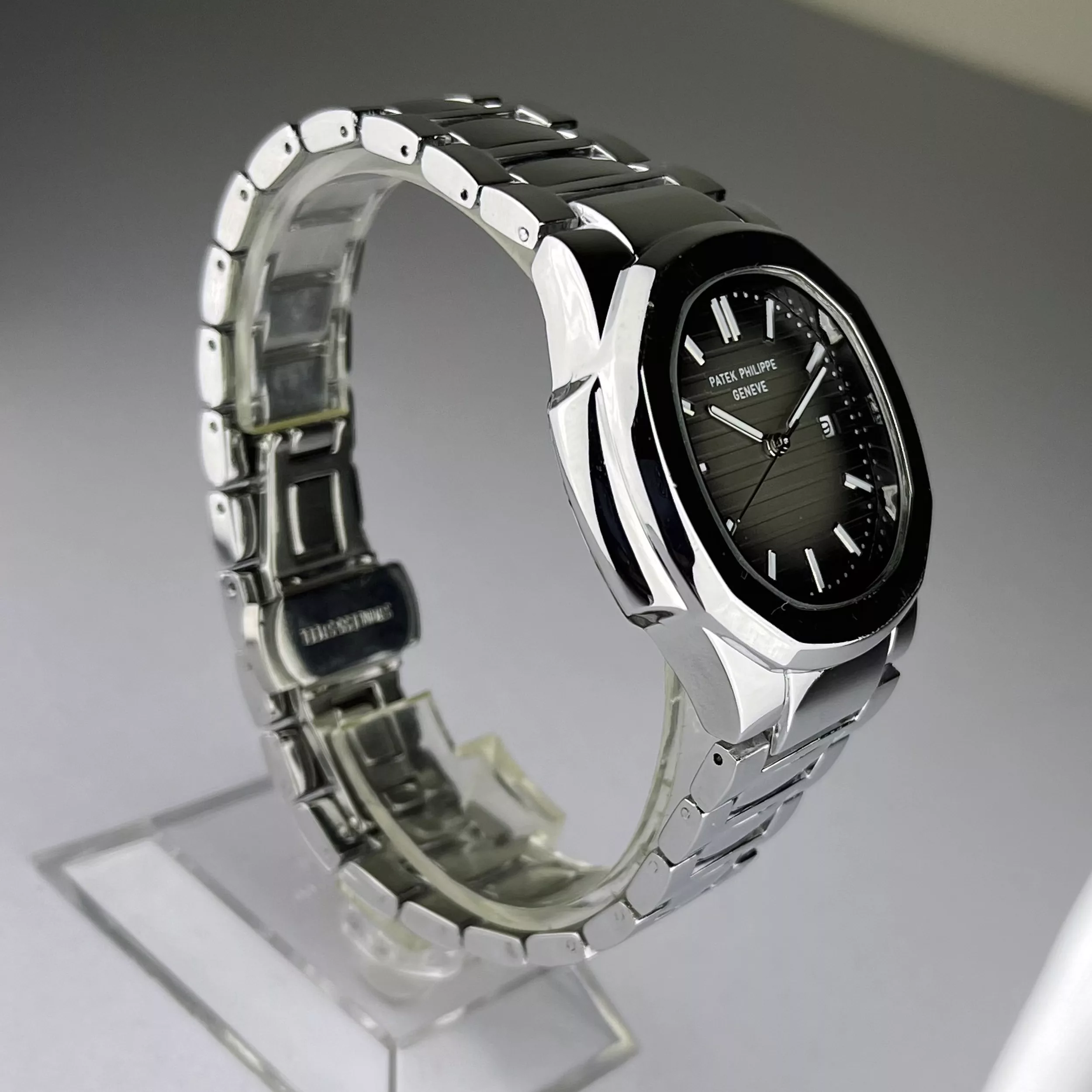 ساعت مچی عقربه‌ای مردانه کوارتز مدل پتک فیلیپ ناتیلوس 586899NG03