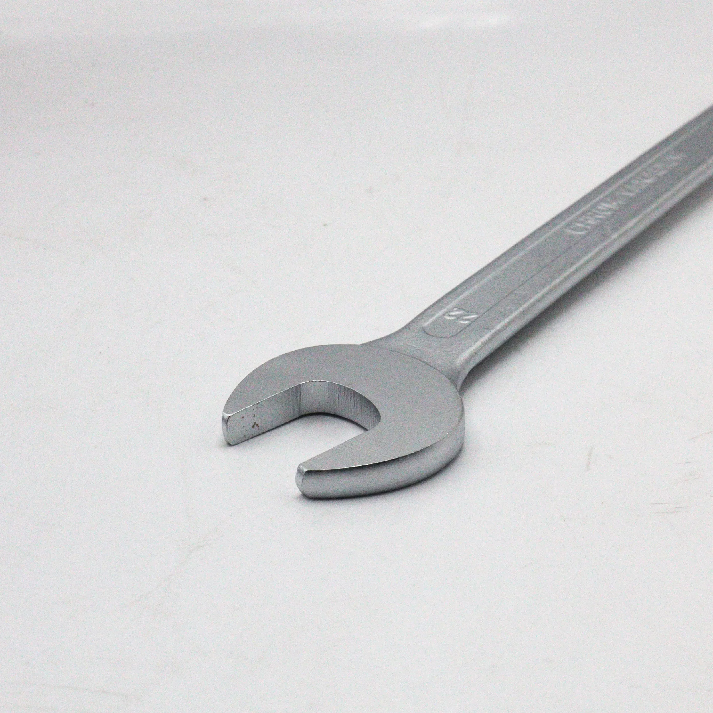 آچار یکسر تخت و یکسر رینگی آتا مدل YP-22MM سایز 22 میلی متر