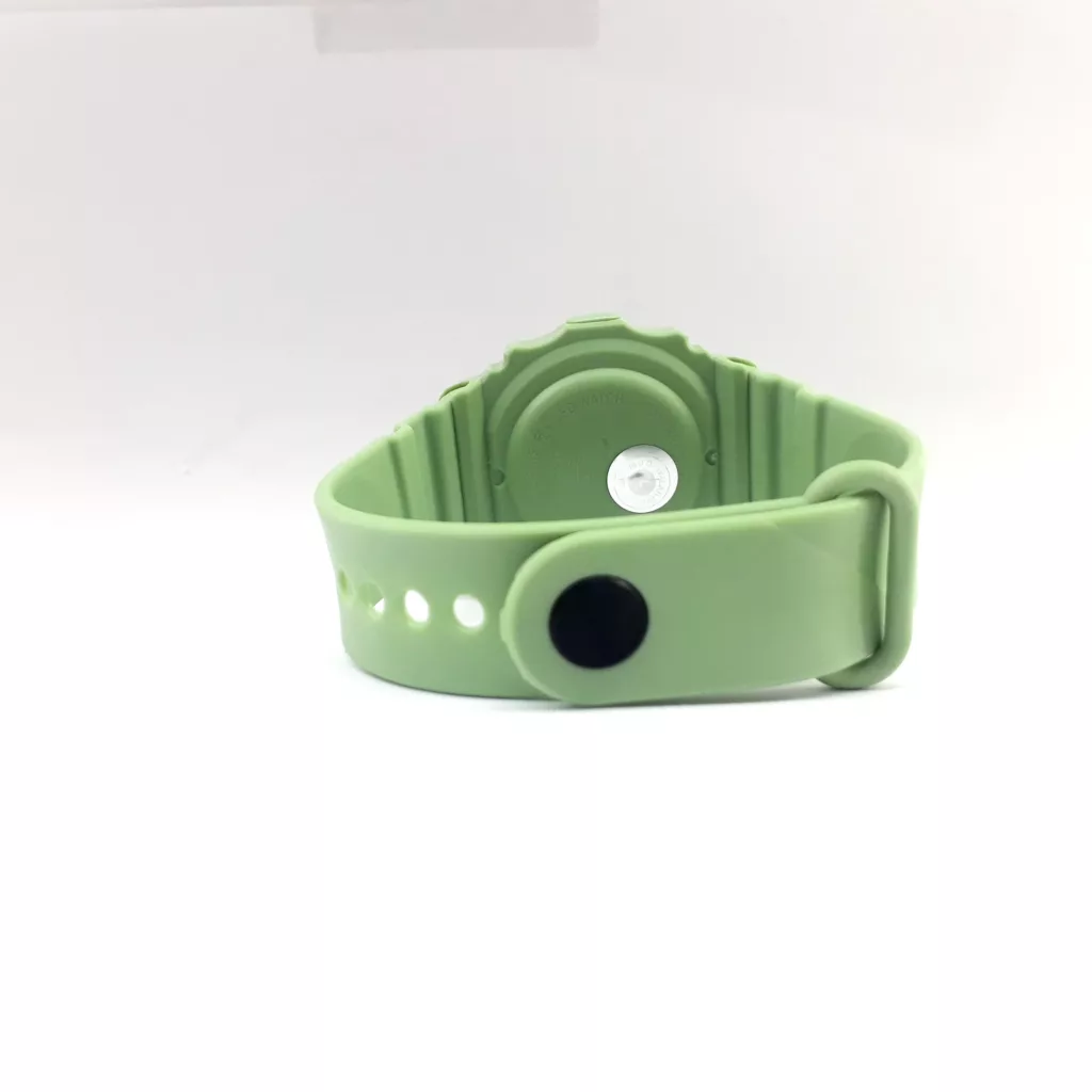 ساعت مچی دیجیتال مدل شب  نما کد 2020