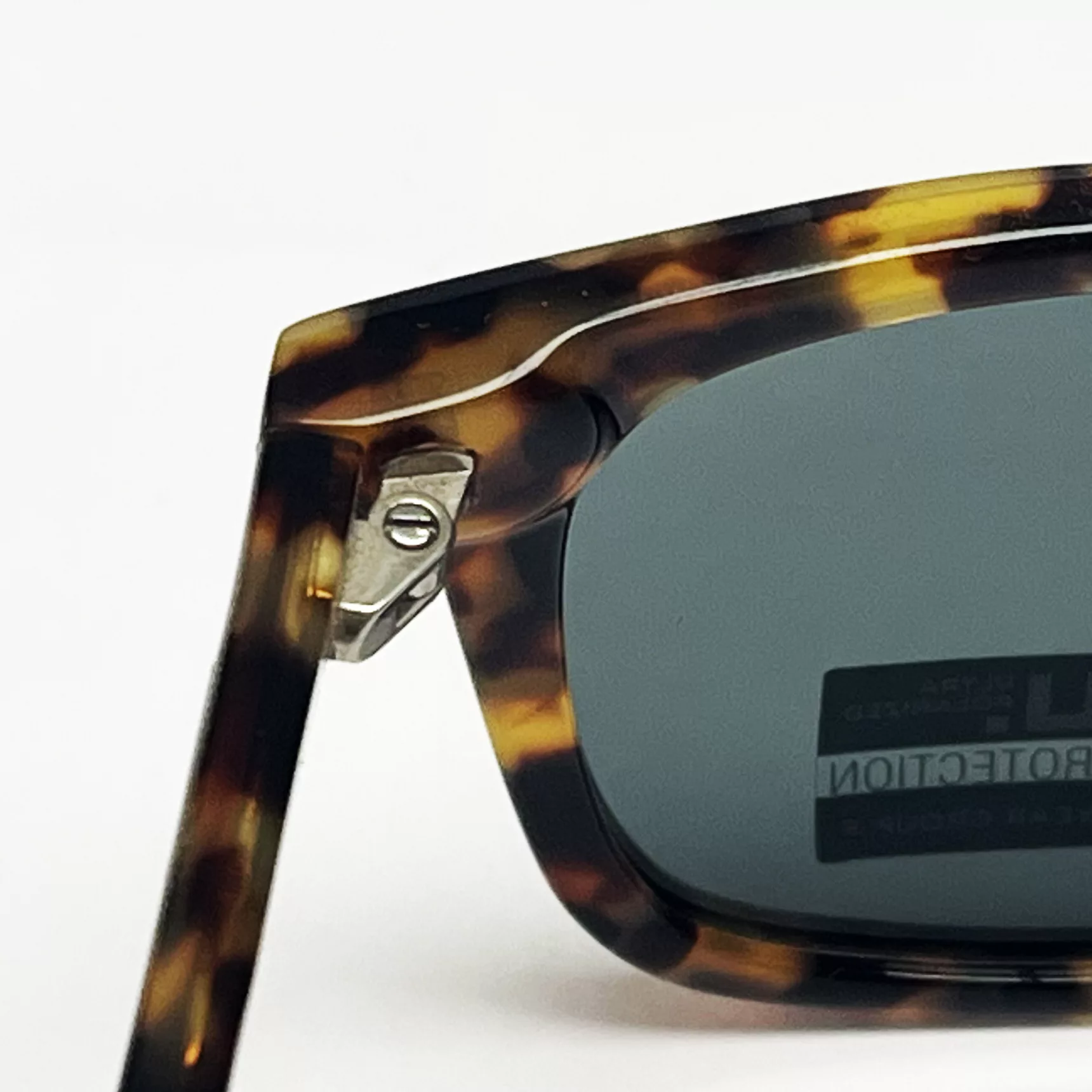 عینک آفتابی اینویو مدل V2907