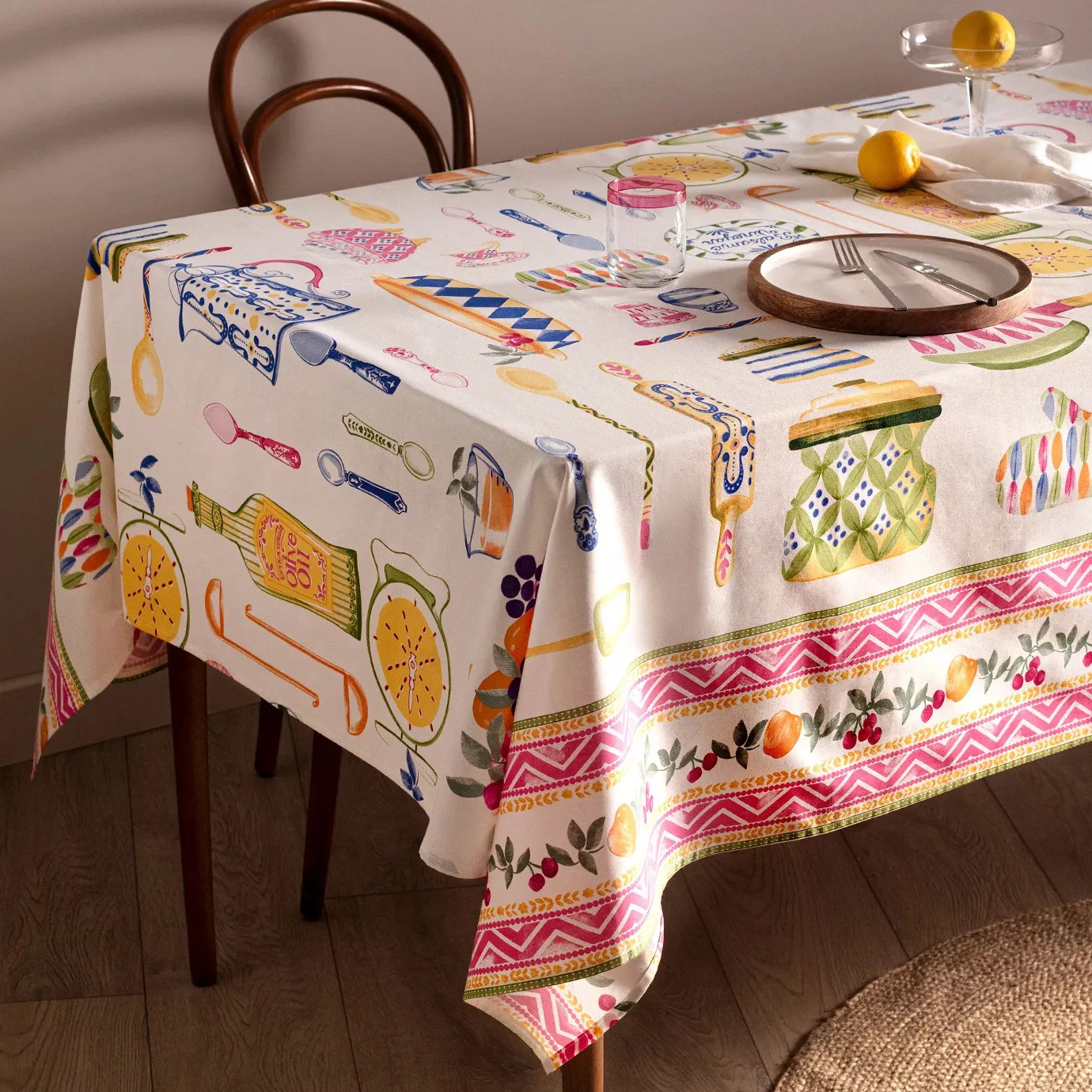 سفره هشت نفره مادام کوکو مدل Cute 160.160