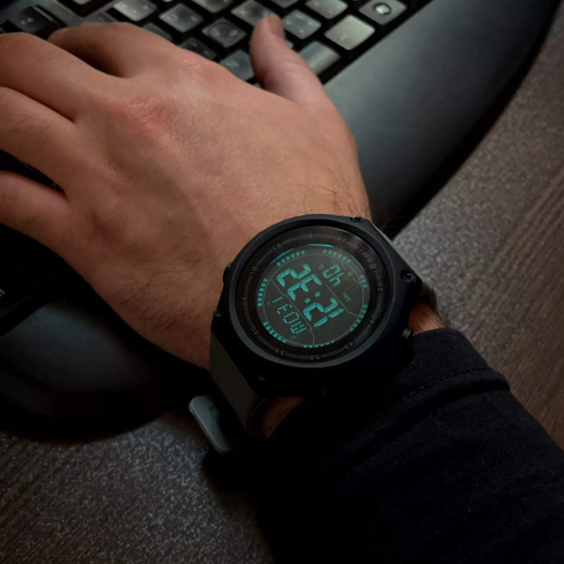 ساعت مچی دیجیتال مردانه بنمی مدل 1810G