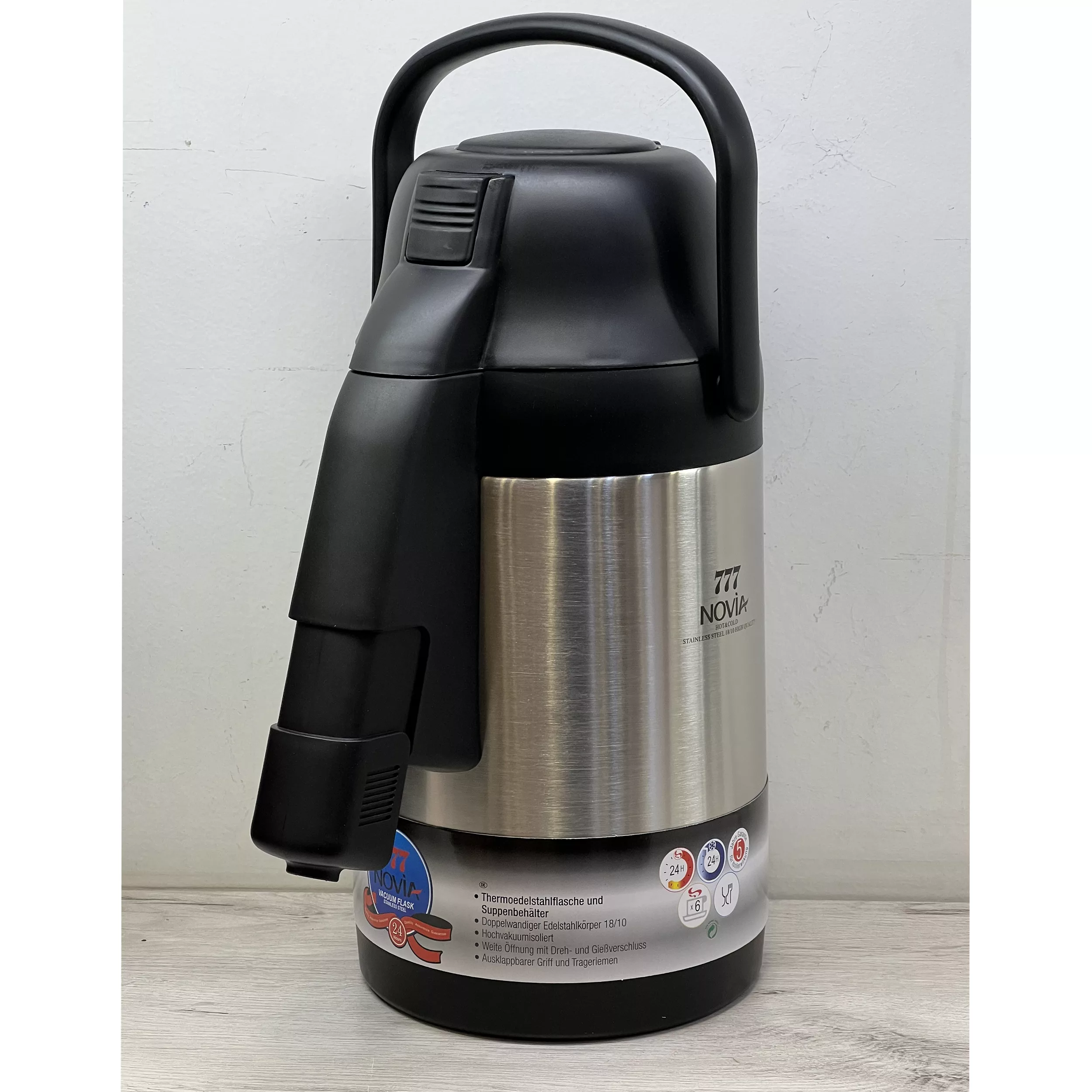 فلاکس ناویا مدل 777 گنجایش 3 لیتر