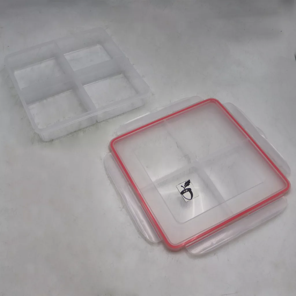 ظرف نگهدارنده مدل بلوط طرح 4 خانه کد YPLM-ORDO-22x22CM