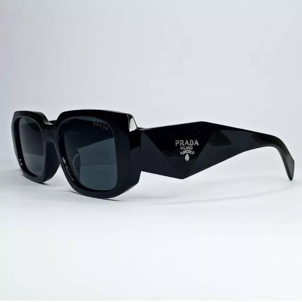 عینک آفتابی  مدل دسته سه بعدی