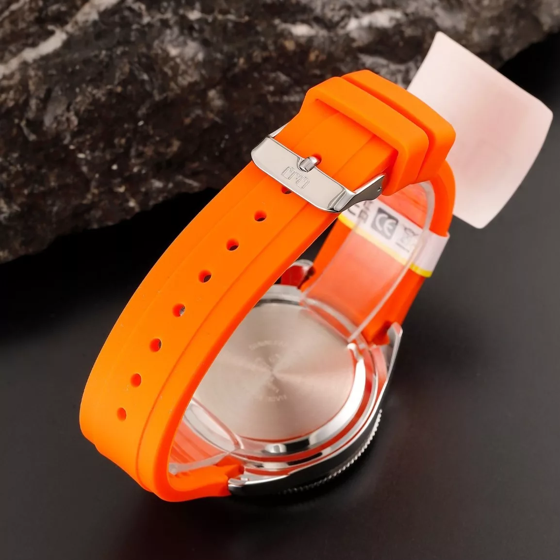 ساعت مچی عقربه‌ای کوارتز مردانه کیو اند کیو مدل C72A-007PY