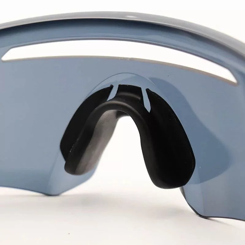 عینک آفتابی فرم خاص اوکلی مدل fast-run-074455