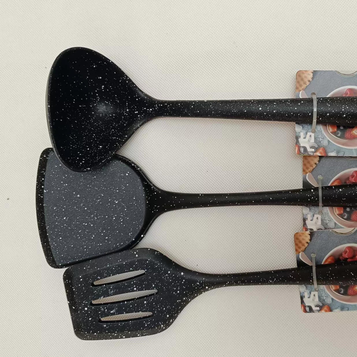 سرویس کفگیر و ملاقه 3 پارچه شنگیا مدل سیلیکونی