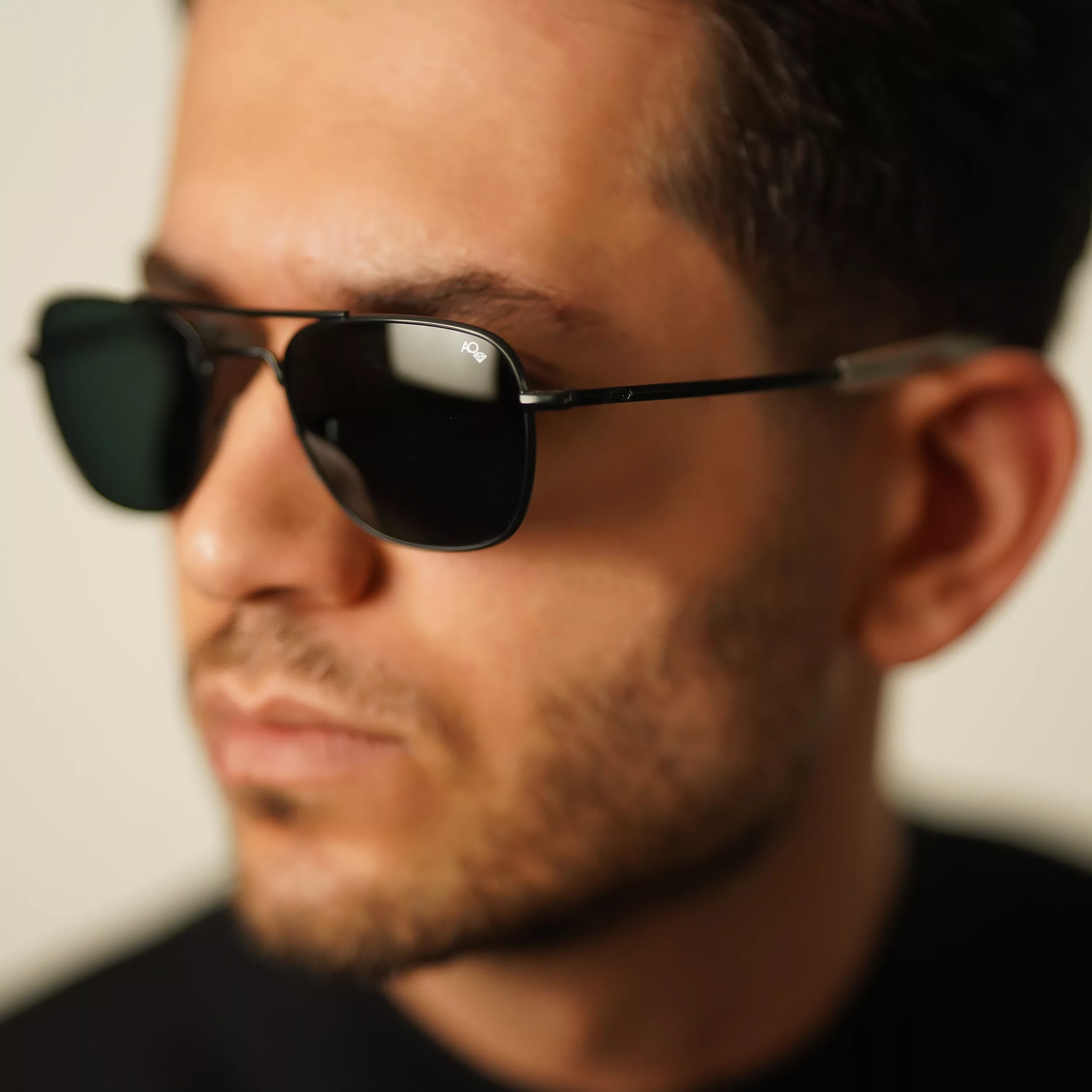 عینک آفتابی امریکن اوپتیکال مدل SKY MASTER AVATOR COL B