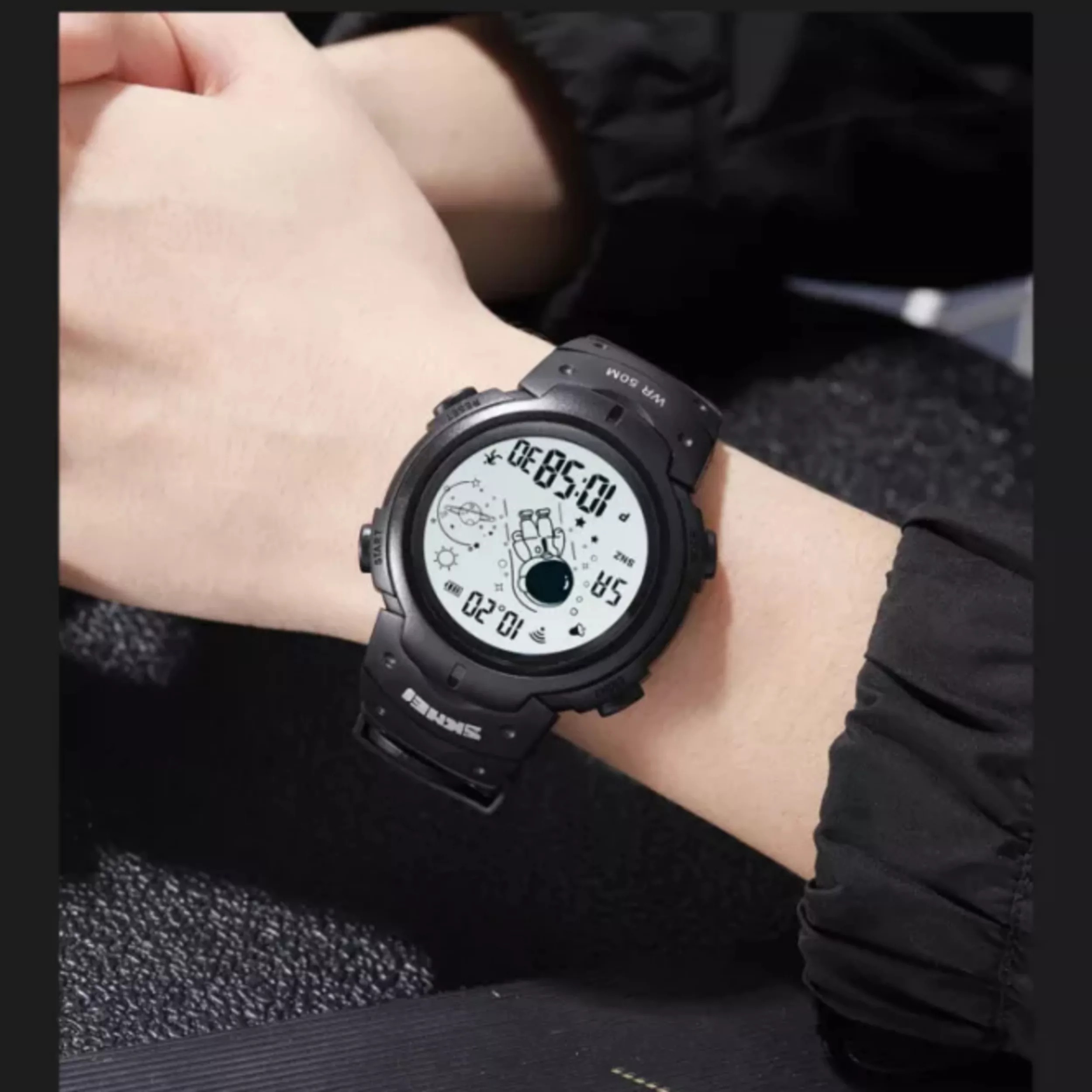 ساعت مچی دیجیتال اسکمی مدل 1820 BCk