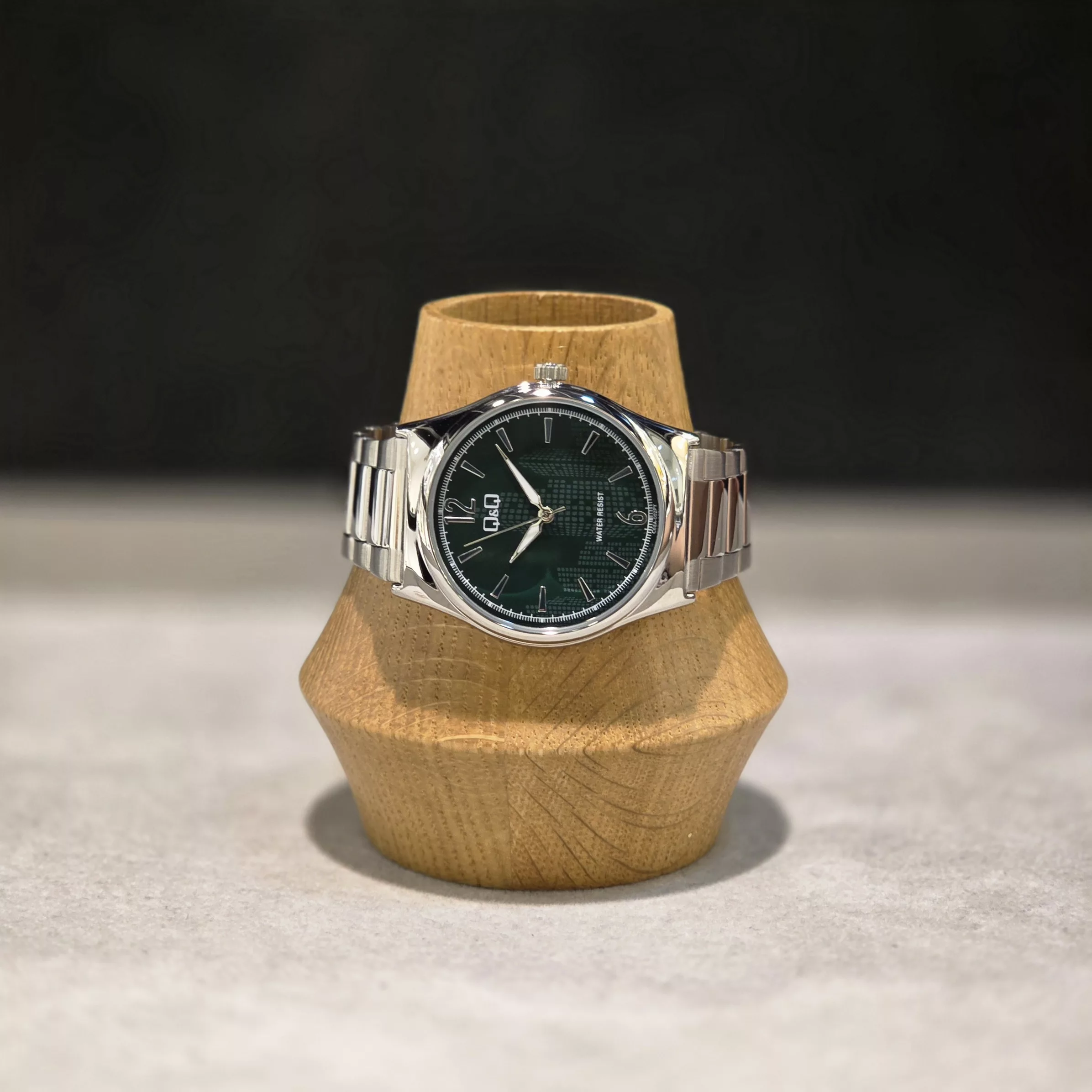 ساعت مچی عقربه‌ای کوارتز مردانه کیو اند کیو مدل C68A-002PY