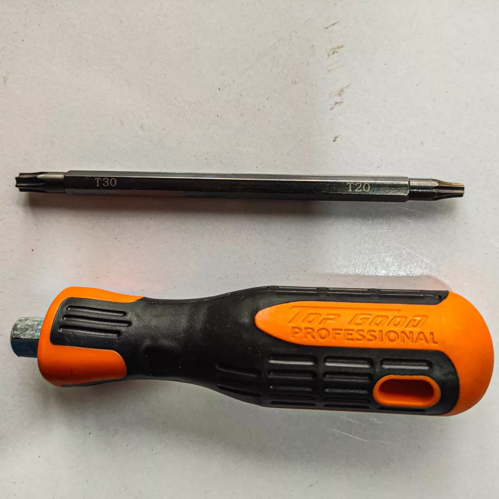 پیچ گوشتی ستاره ای تنهای مدل T.20-30