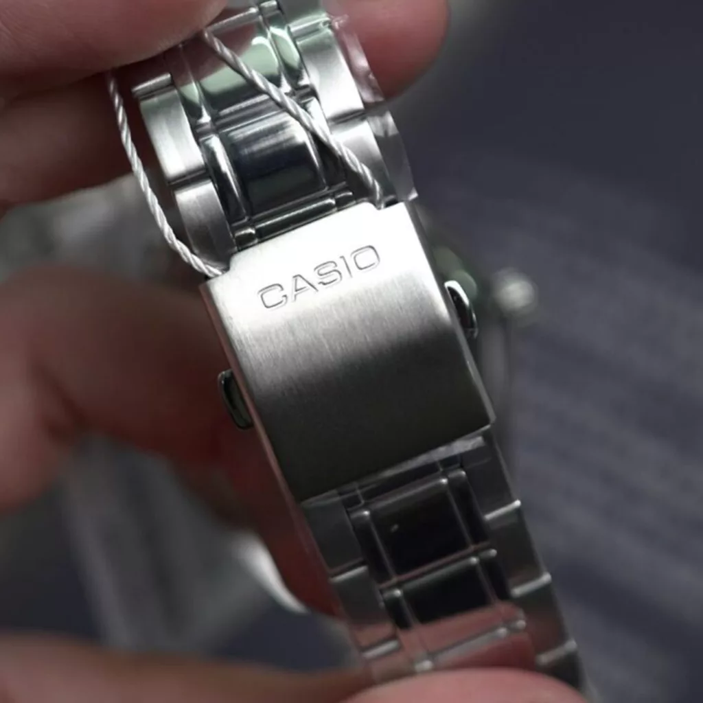 ساعت مچی عقربه‌ای کوارتز مردانه کاسیو مدل MTP-B180D-1A2VDF