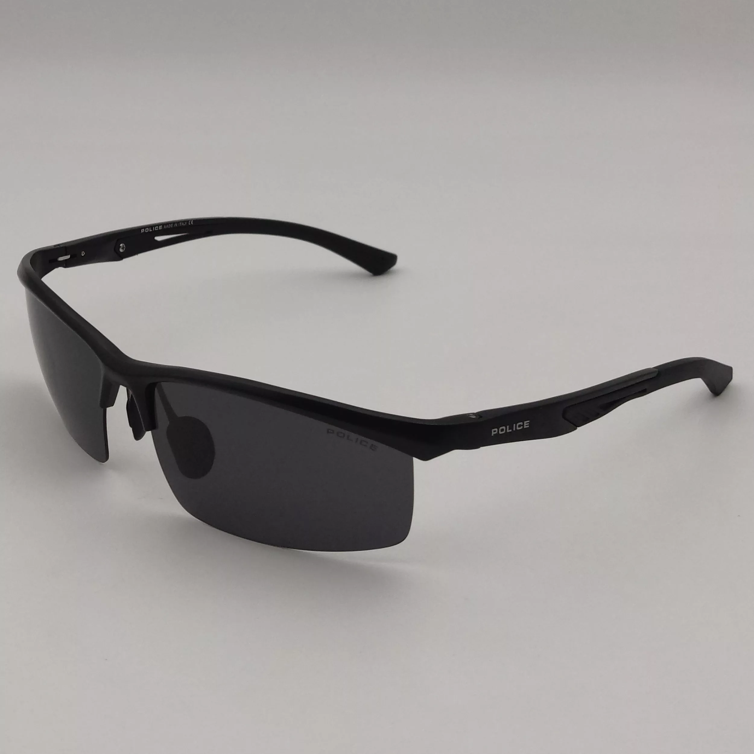 عینک آفتابی بایکر پلاریزه پلیس مدل 8656 C1