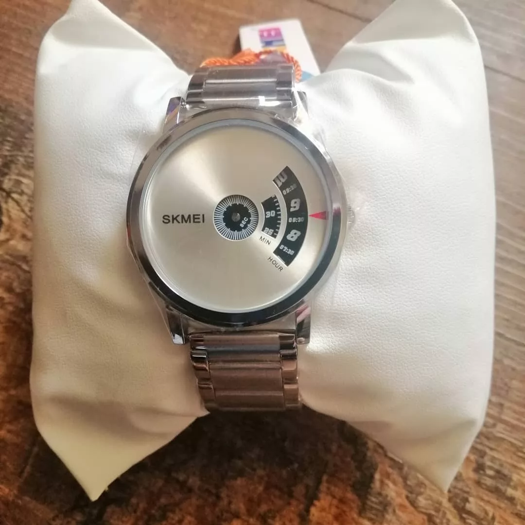 ساعت مچی عقربه‌ای کوارتز مردانه اسکمی مدل 1260