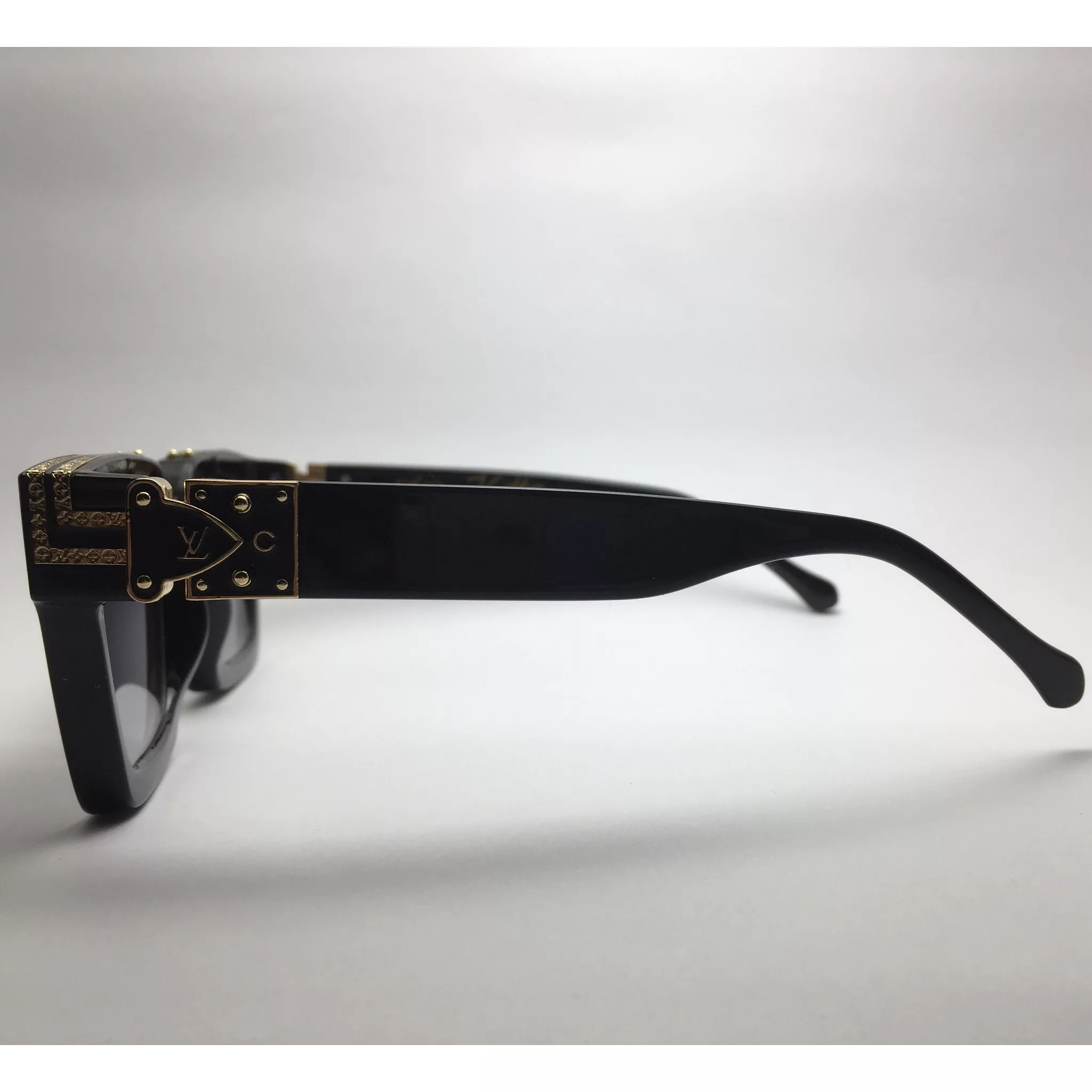 عینک آفتابی مدل MILLIONAIRE