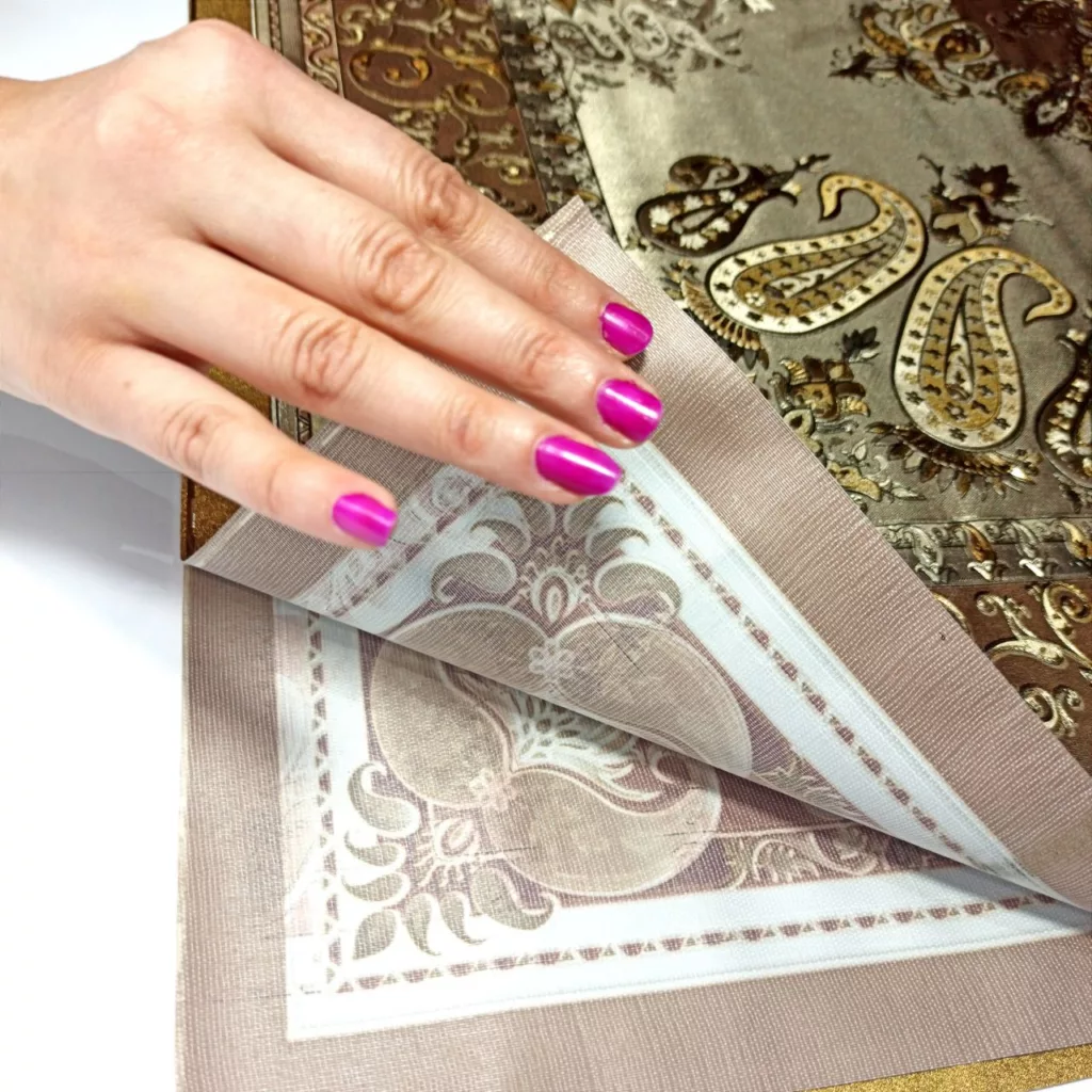 سفره چهار نفره طرح ترمه مدل پشت نخی رزین سایز 100×100 سانتی متر