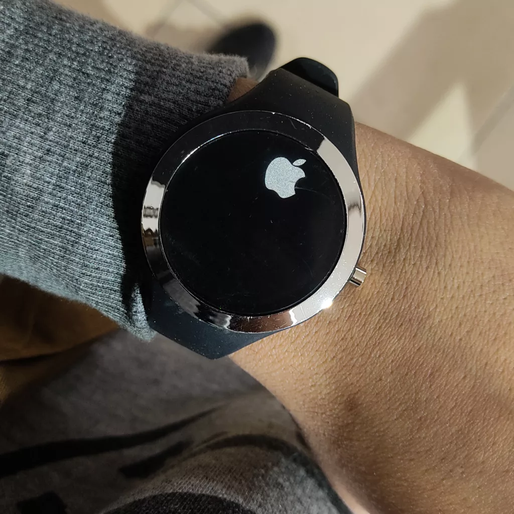 ساعت مچی دیجیتال کد 021