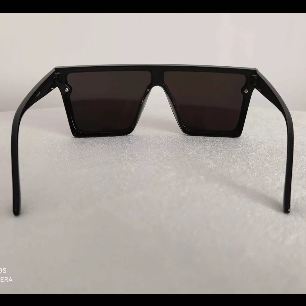 عینک آفتابی مدل 03