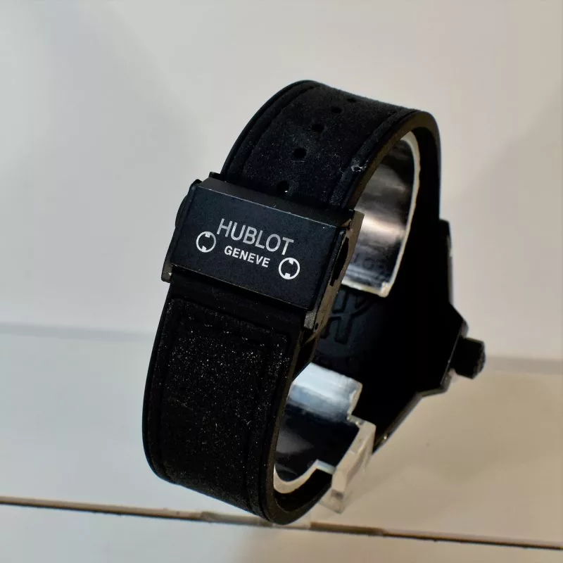 ساعت مچی عقربه‌ای مردانه مدل هندسی