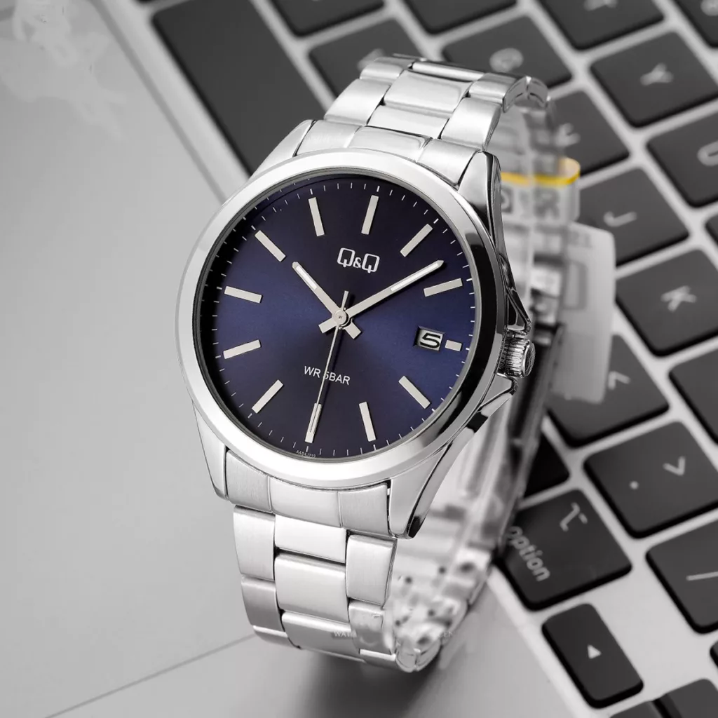 ساعت مچی عقربه‌ای کوارتز مردانه کیو اند کیو مدل A484-212