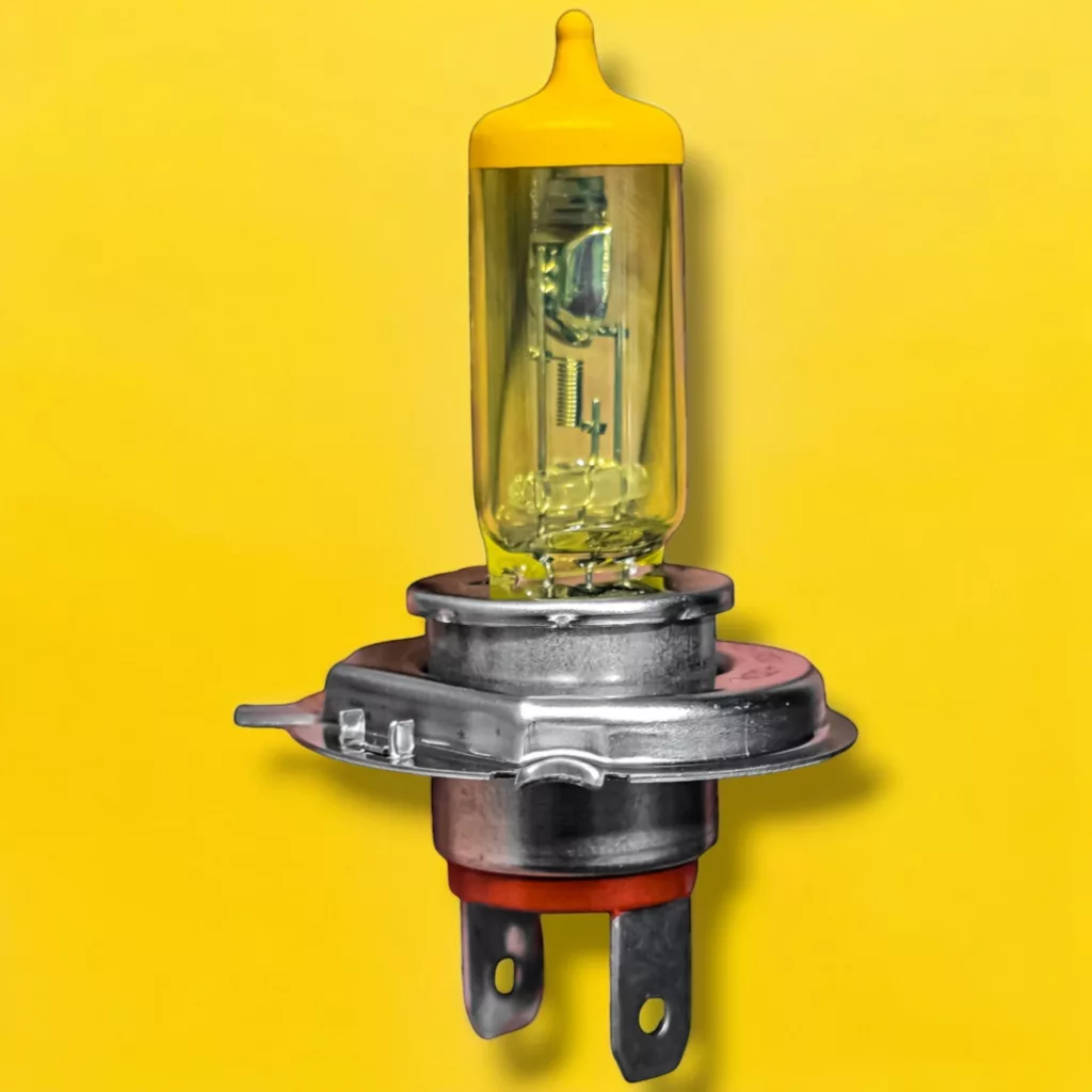 لامپ نور پایین و نور بالا چراغ جلو تک حالته بست یدک مدل Limo.YLW کد W116 پایه H4 مناسب برای مرسدس بنز S کلاس بسته ۲ عددی