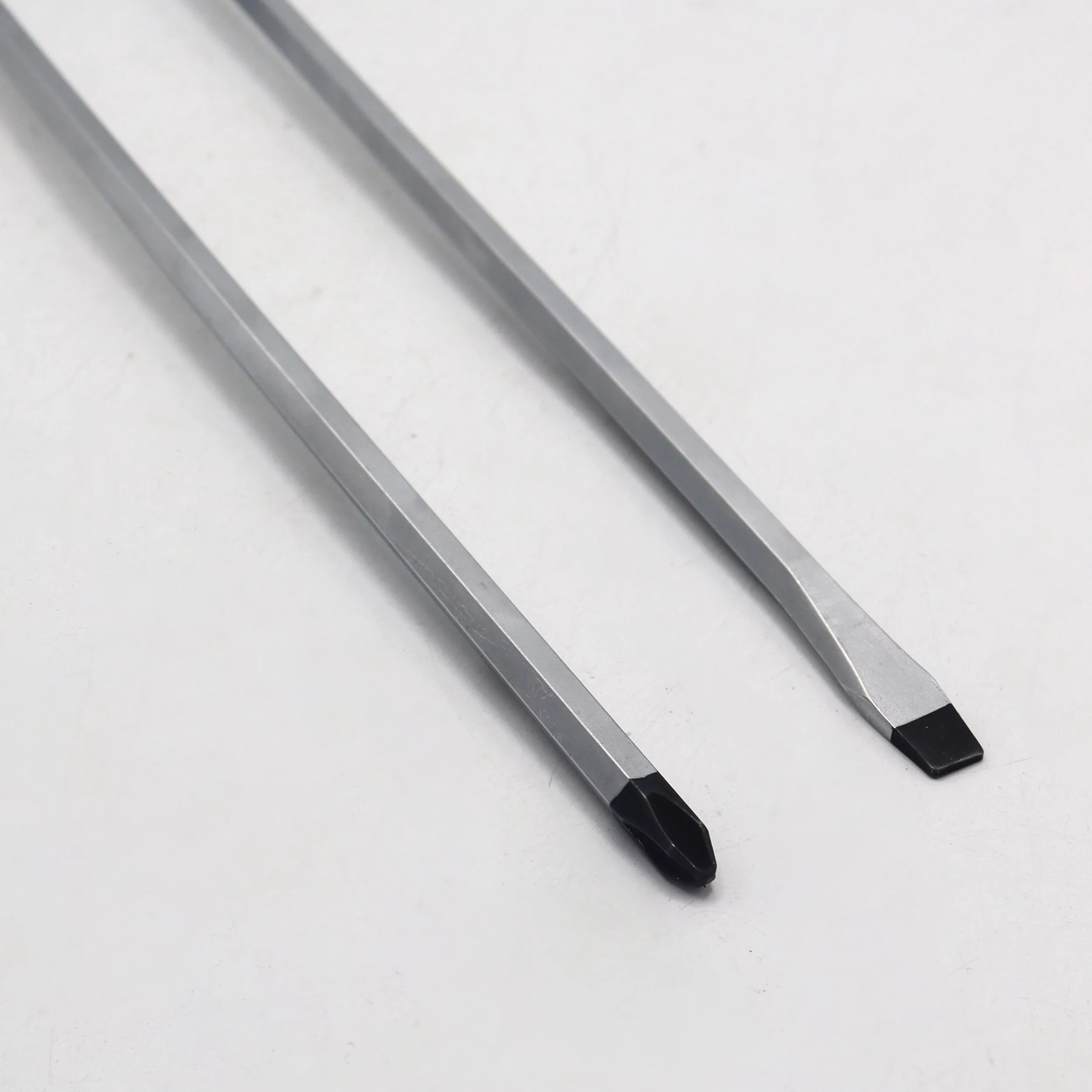 پیچ گوشتی ضربه خور دوسو و چهارسو مدل گوریلا کد YP-FOGH BOLAND-42CM بسته 2 عددی