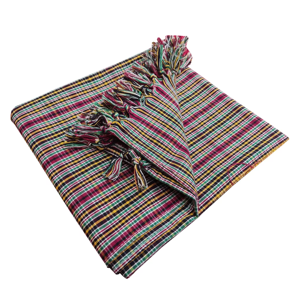 سفره 4 نفره نساجی در هنر یزد مدل zarnegar کد 11