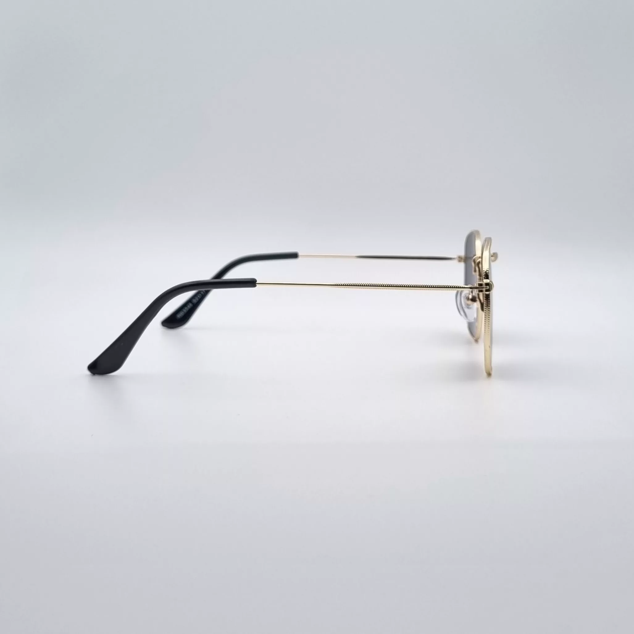 عینک آفتابی مدل Ray....n31om