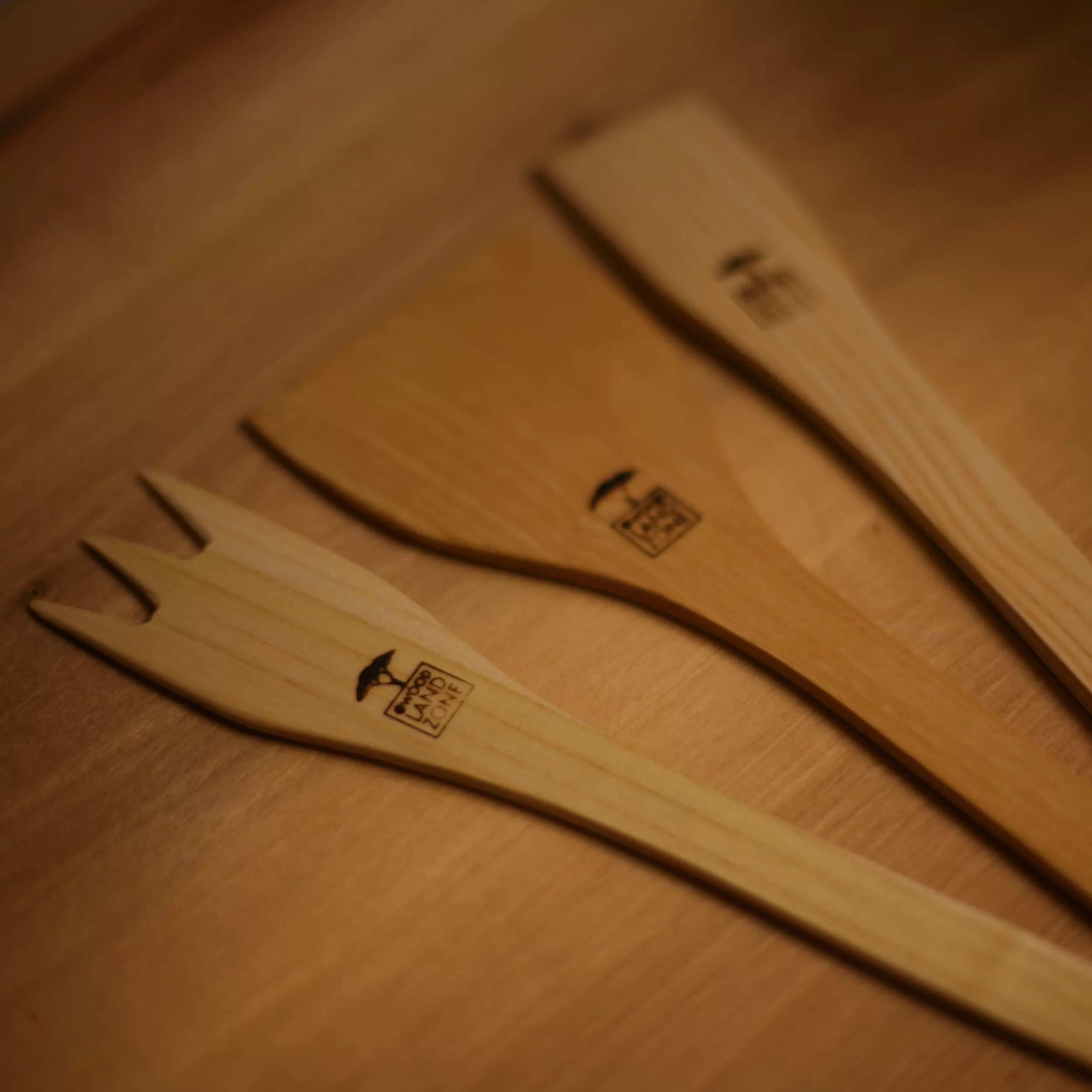 سرویس کفگیر و ملاقه 3 پارچه مدل wood