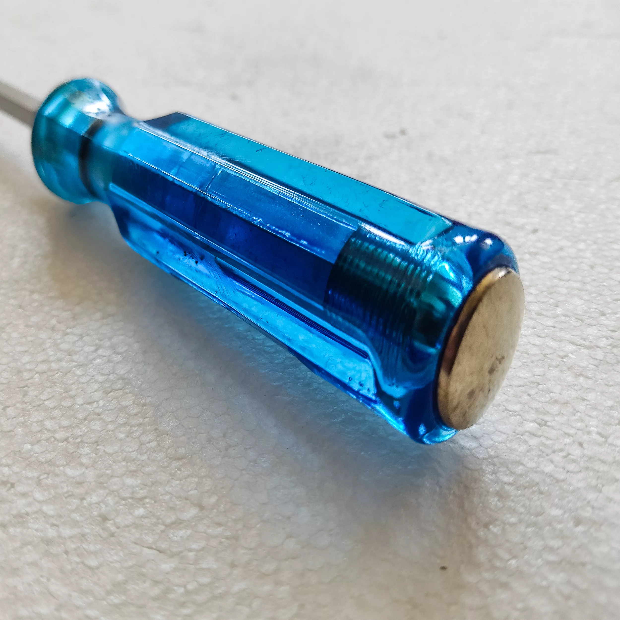 پیچ گوشتی ضربه خور مدل FQRS 8555