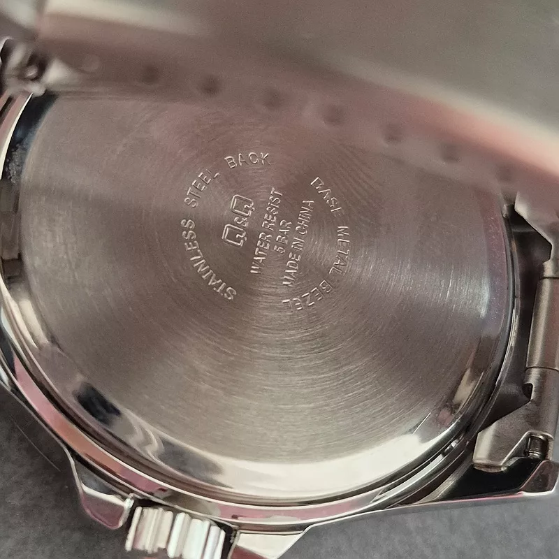 ساعت مچی عقربه‌ای کوارتز مردانه کیو اند کیو مدل q07c_001py