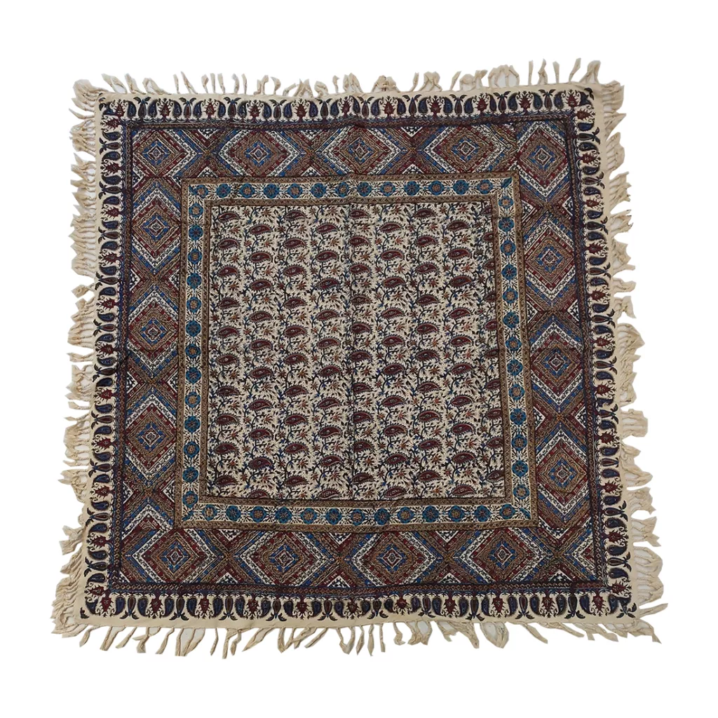 سفره 4 نفره قلمکاری صفویه مدل اعلاء کد 100 سایز 100*100 سانتی متر