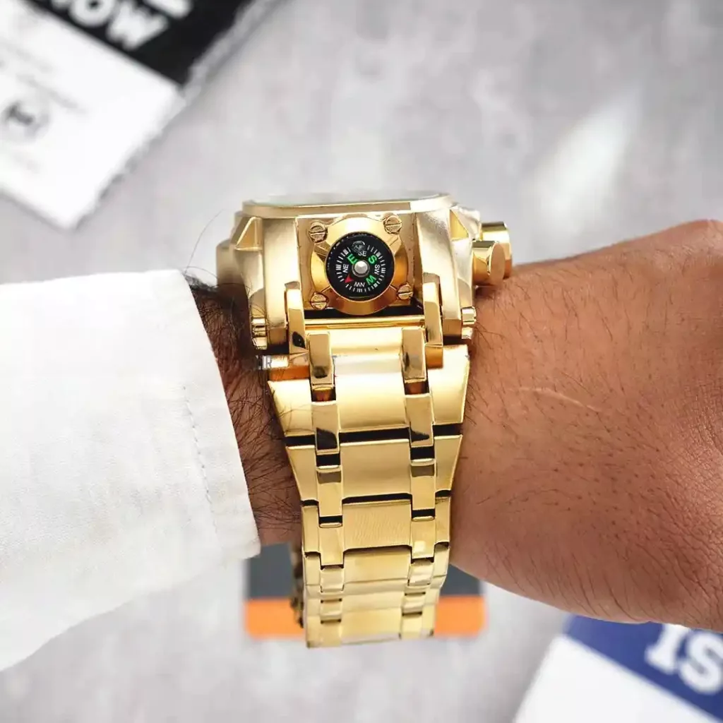 ساعت مچی عقربه‌ای مردانه مدل زئوس سه موتور فعال کرنو گراف بند استیل