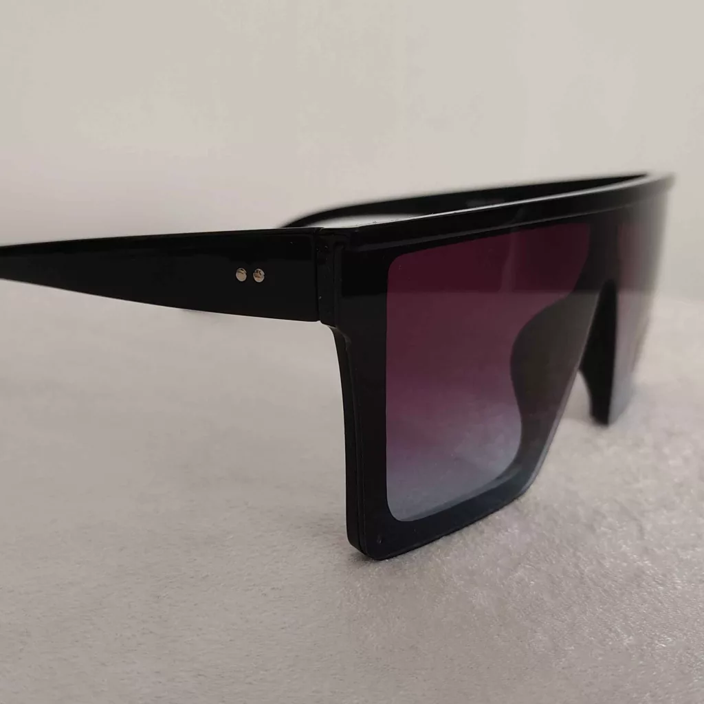 عینک آفتابی مدل 06