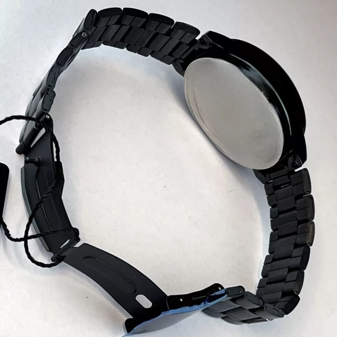 ساعت مچی عقربه‌ای کوارتز مردانه مدل اسپرت رینگ چرخان کد Vi4