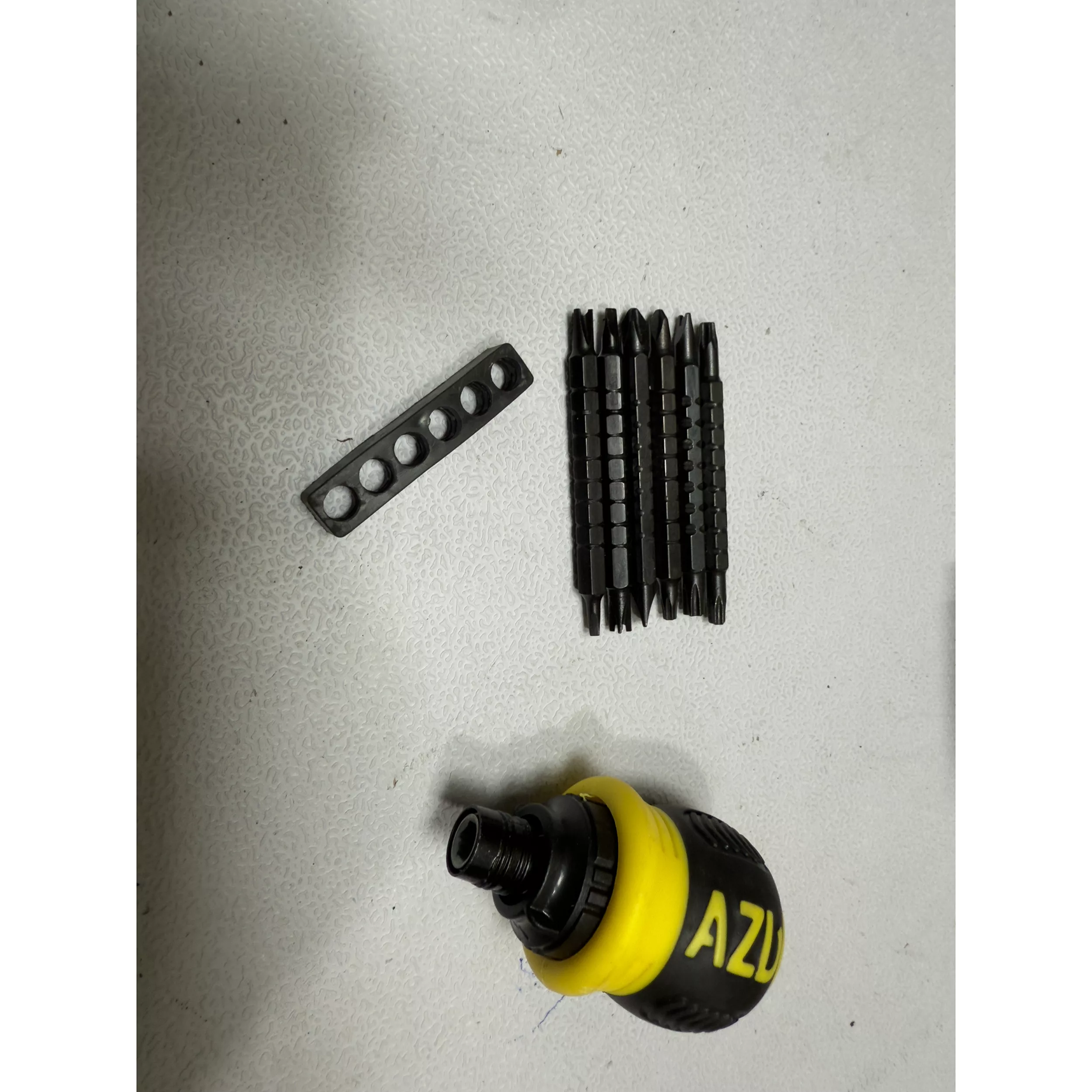 پیچ گوشتی مشتی جغجغه ای ای زد دی مدل  همه کاره کد SMT-AZD-13IN1-S2-CR-V بسته 7 عددی