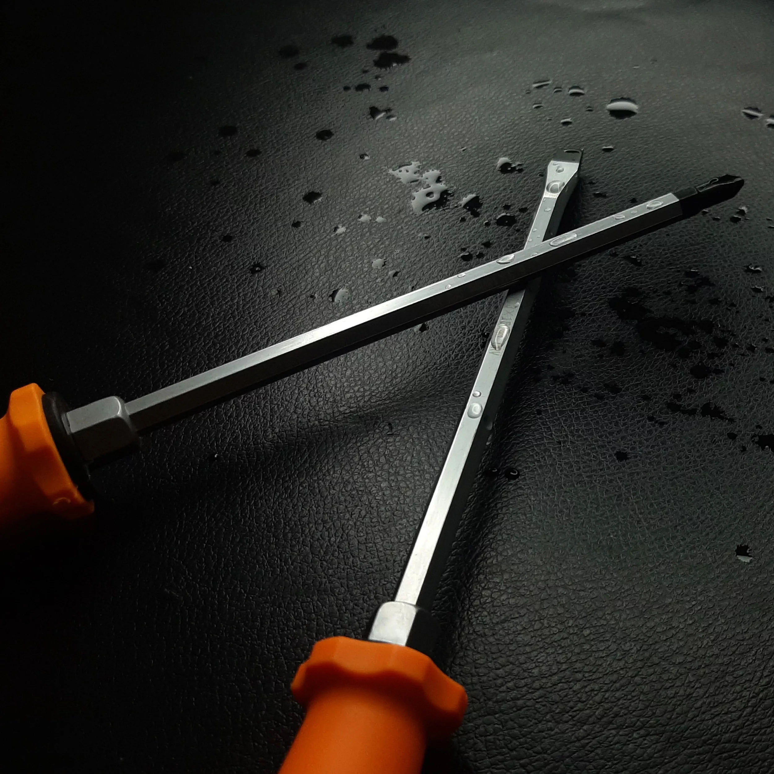 پیچ گوشتی ضربه خور یکسر دوسو و یکسر چهارسو دینگشی مدل XPH2 بسته 2 عددی