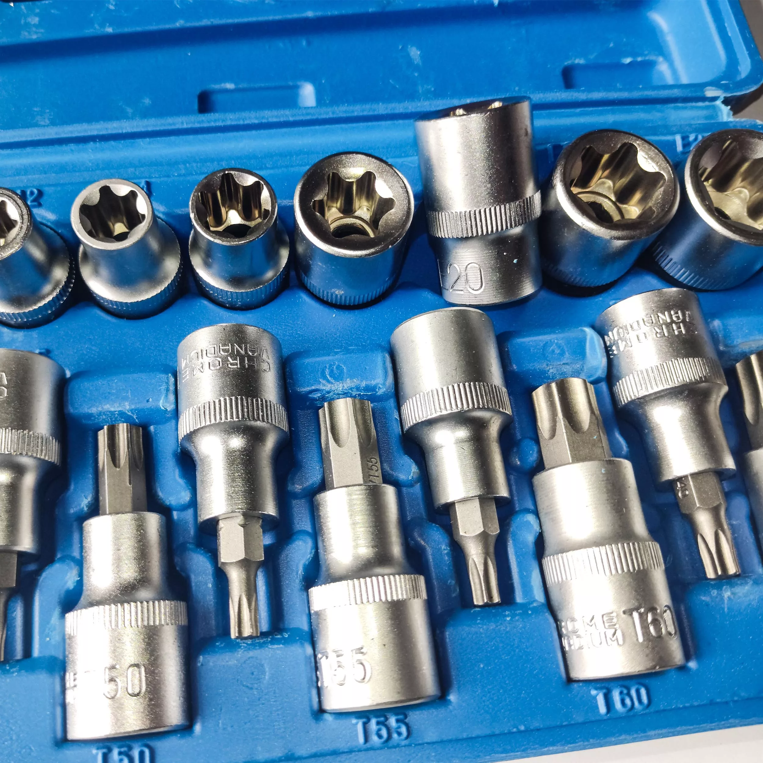 آچار سری بکس E,T اسکای مدل BH-19K مجموعه 19 عددی