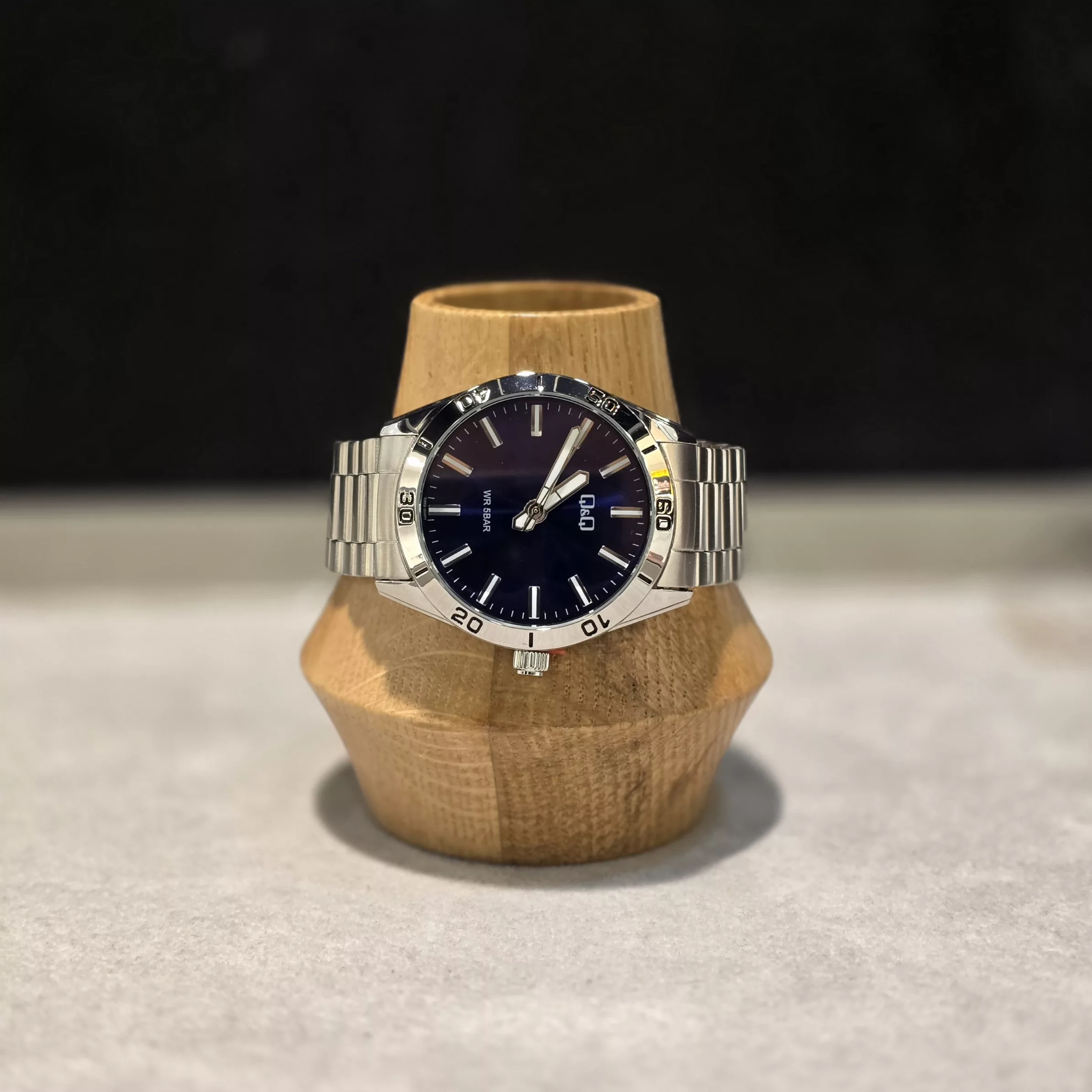 ساعت مچی عقربه‌ای کوارتز مردانه کیو اند کیو مدل Q86B-004PY