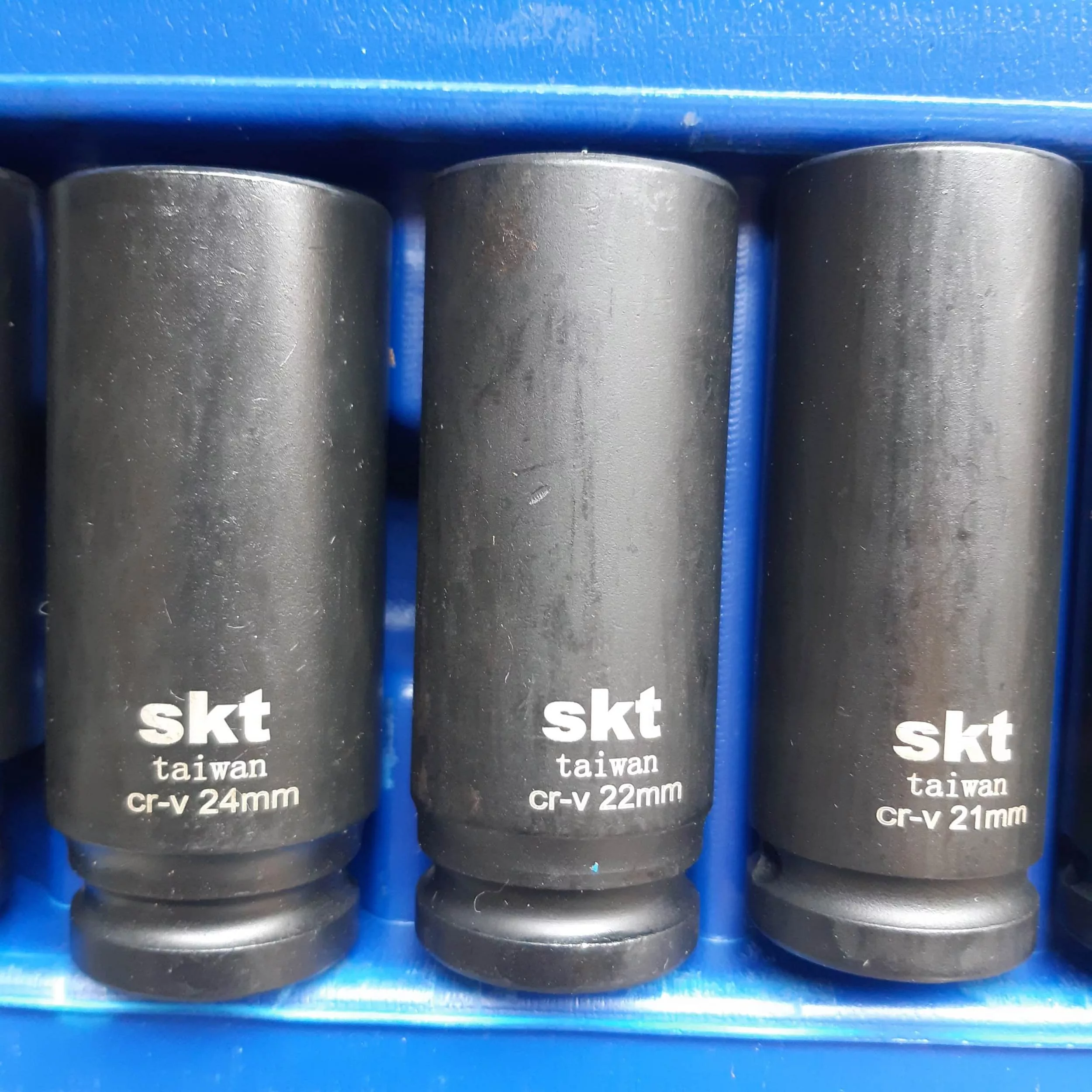 آچار بکس بلند فشارقوی اس کی تی مدل 1/2 PR13  مجموعه 13 عددی