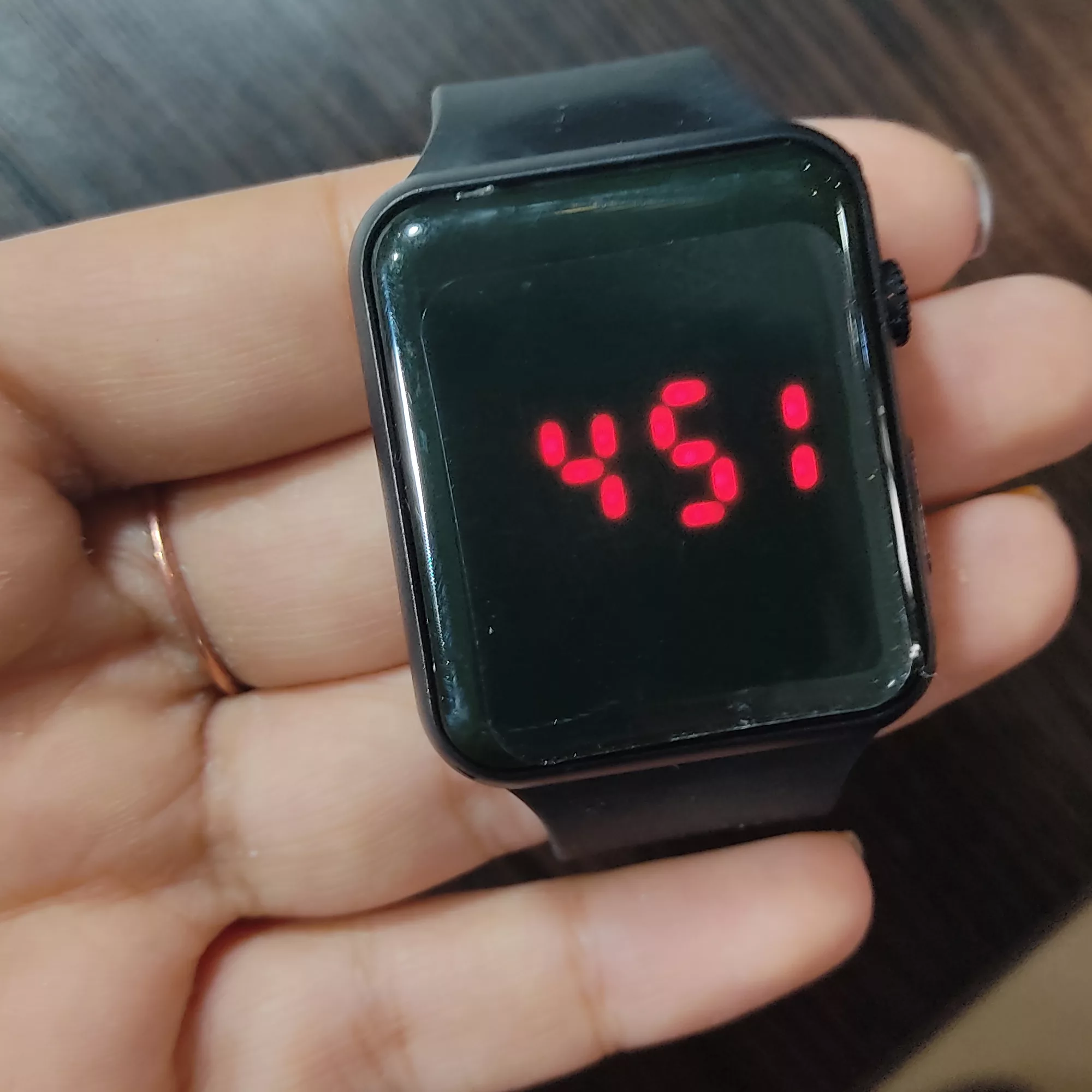 ساعت مچی دیجیتال مدل D_BL