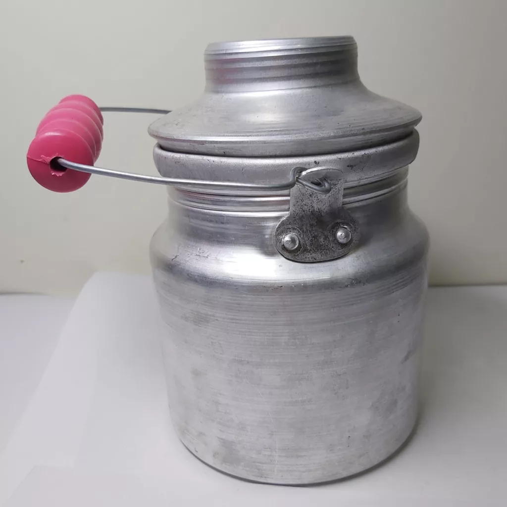 ظرف نگهدارنده مدل دبه روغن