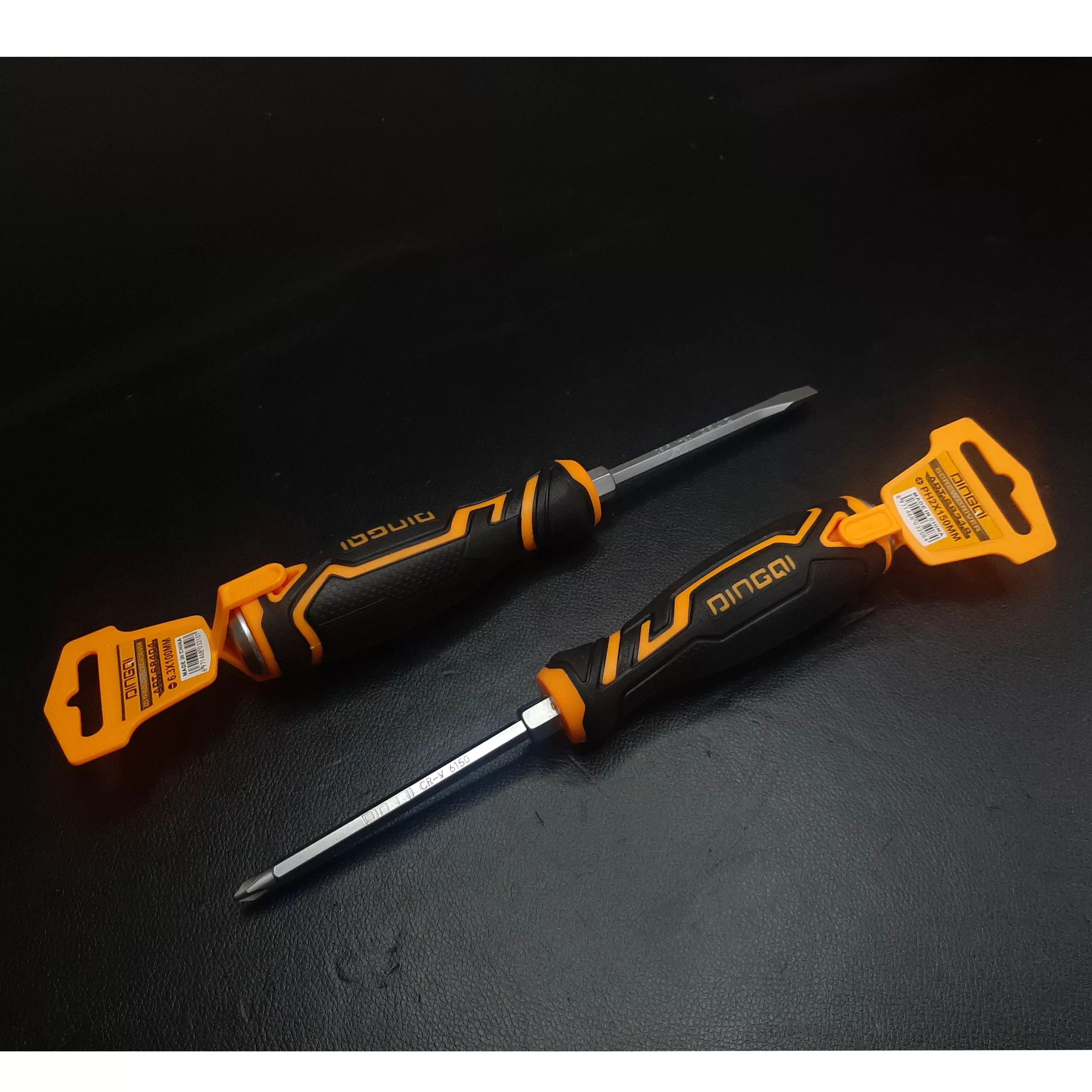 پیچ گوشتی ضربه خور دو سو و چهارسوی دینگشی مدل D68-318 بسته 2 عددی