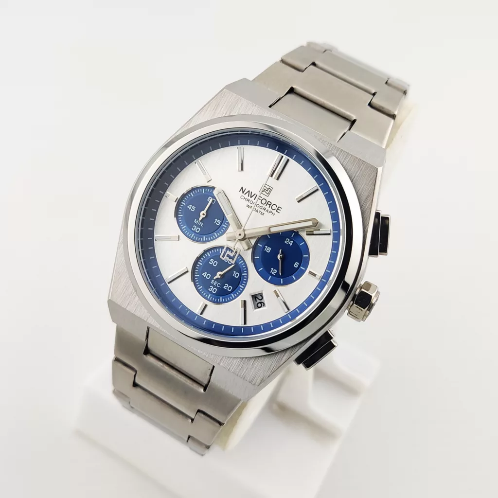 ساعت مچی عقربه‌ای کوارتز مردانه نیوی فورس مدل سه موتوره کد NF8048