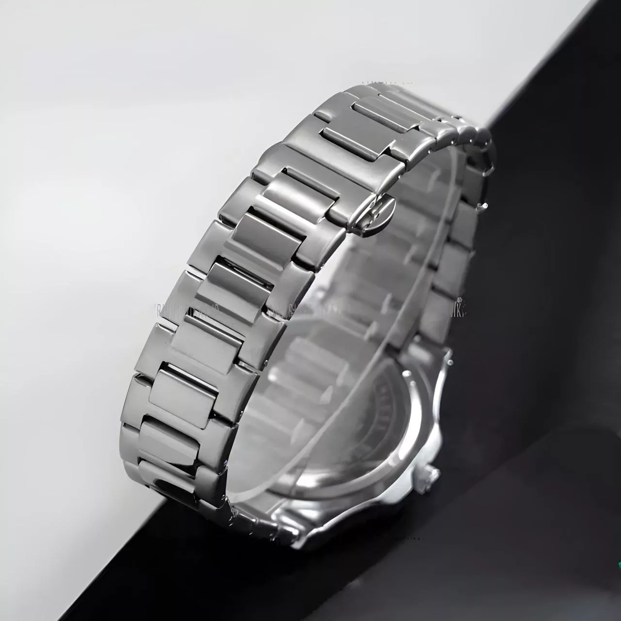 ساعت مچی عقربه‌ای کوارتز مردانه مدل کوارتز تقویم دار ناتیلوس کد 104