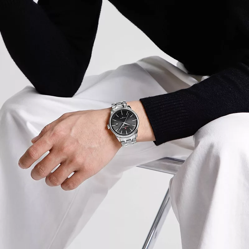 ساعت مچی عقربه‌ای کوارتز مردانه نیوی فورس مدل NF9230SBS